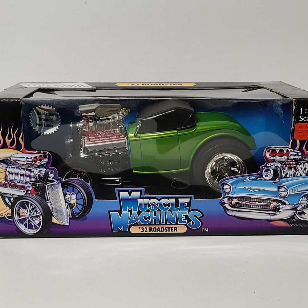 Muscle Machines '32 Roadster